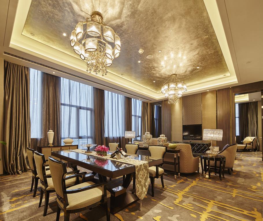 Wanda Realm Hotel Дуньин Стая снимка